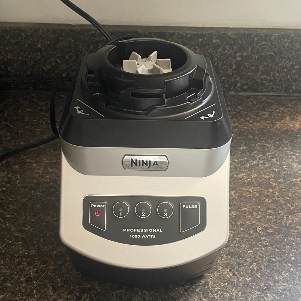 Ninja Professional Blender NJ600 1000-watts
Blender Motor Base Replacement Part